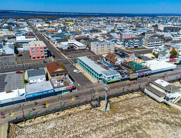 Boardwalk Sand & Surf Inn Oceanfront hotel detail image 2