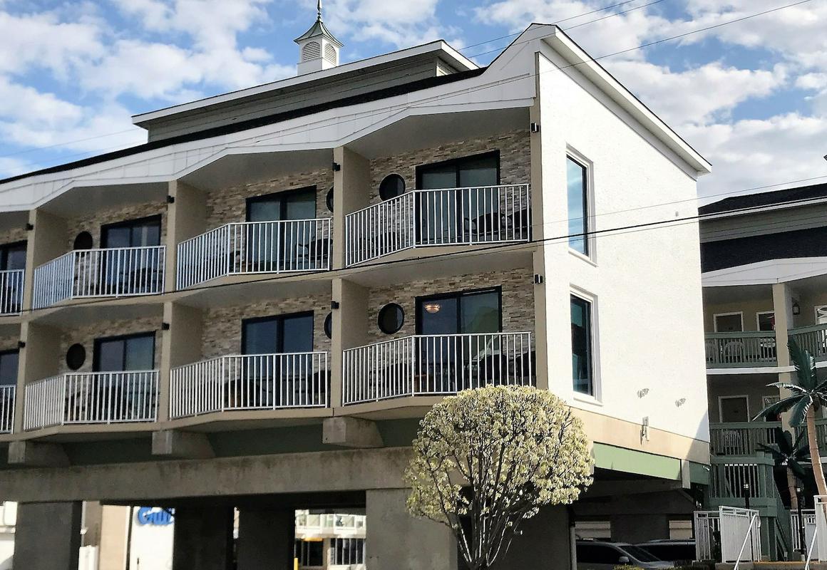 Ala Moana Motel hotel hero