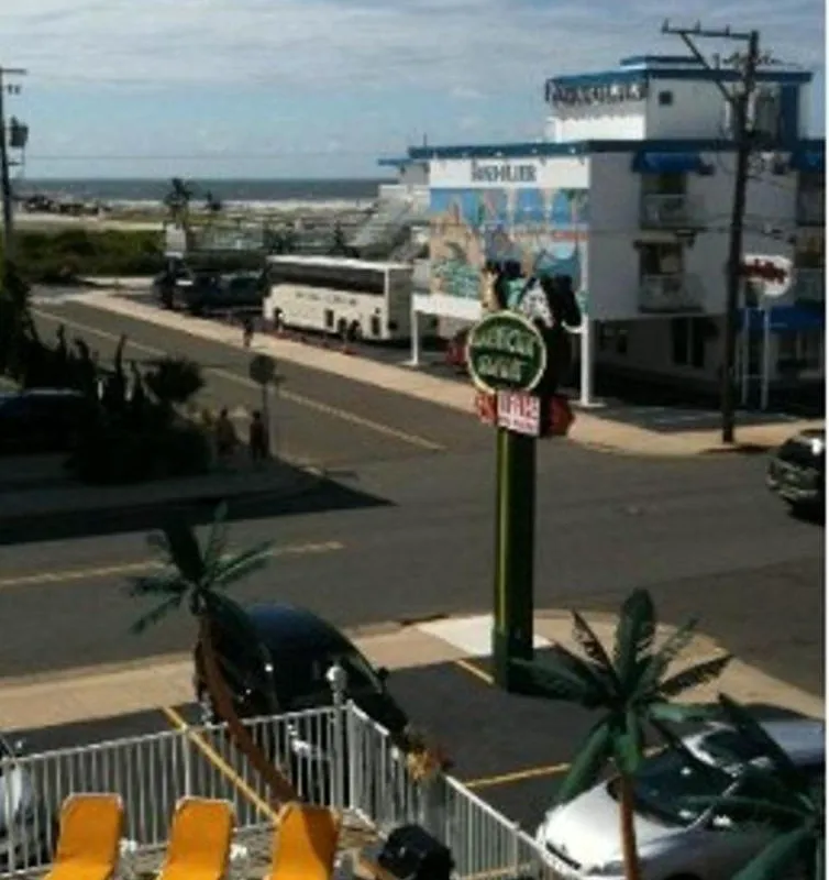 American Safari Motel hotel hero