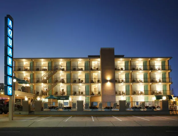 Aquarius Oceanfront Inn hotel detail image 2