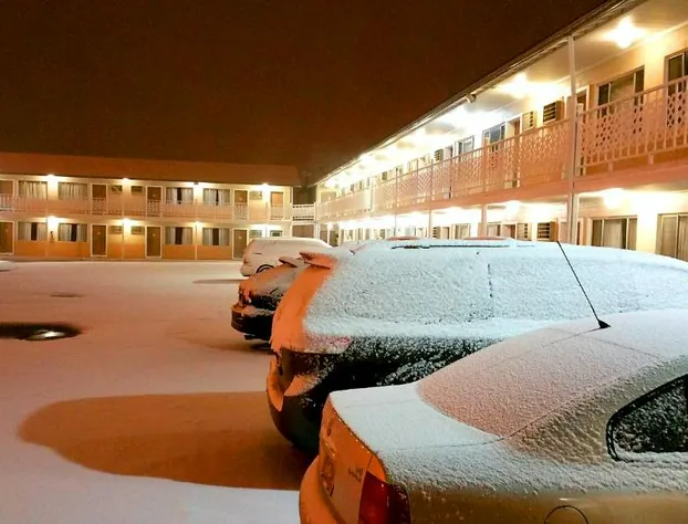 Budget Inn hotel detail image 3