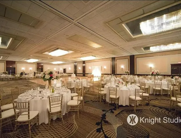 Hyatt Regency Buffalo / Hotel and Conference Center hotel detail image 3