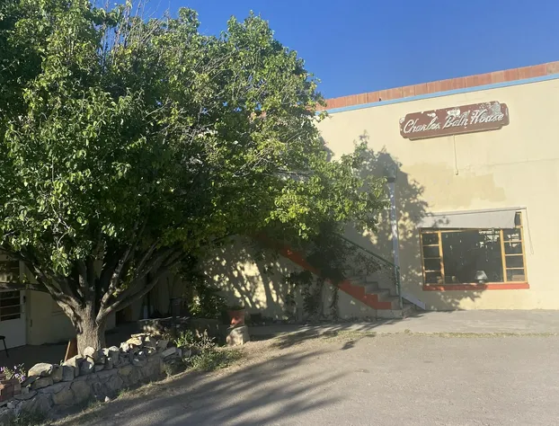 Charles Hotsprings hotel detail image 1