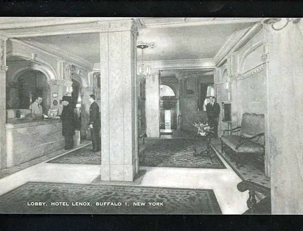Lenox Hotel and Suites hotel detail image 4