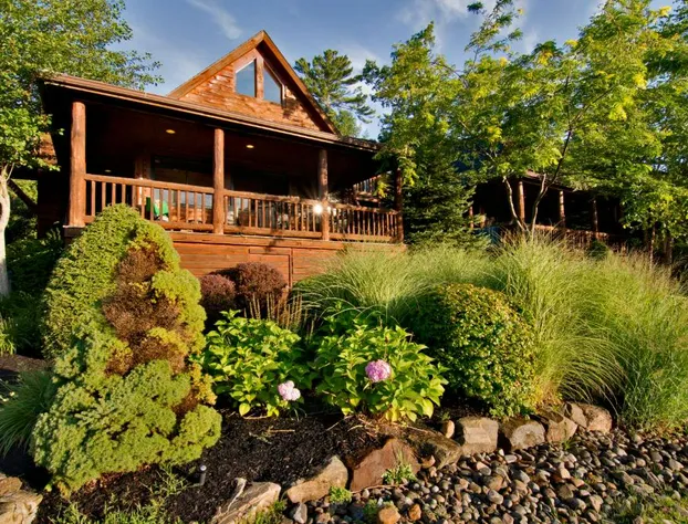 Lodges At Cresthaven hotel detail image 4