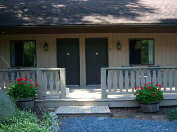 Tall Pines Motel hotel detail image 3