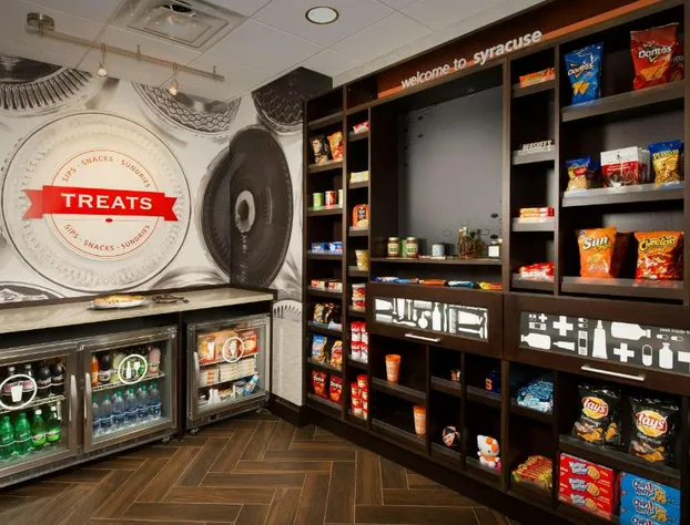 Hampton Inn & Suites Syracuse/Carrier Circle hotel detail image 2