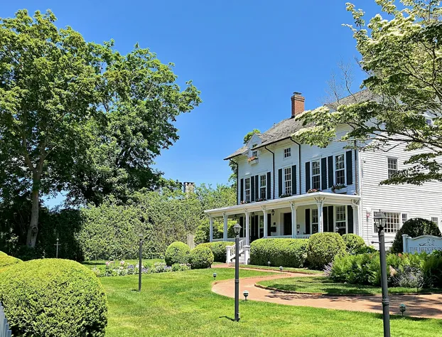 The Hedges Inn hotel detail image 1