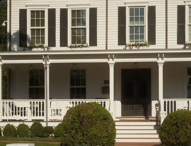 The Hedges Inn hotel detail image 3