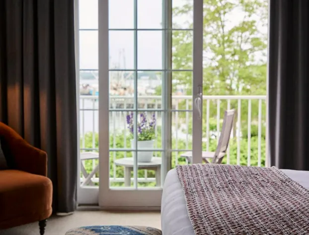 The Harbor Front Inn hotel detail image 1