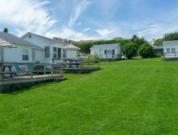 Breakers Montauk hotel detail image 3