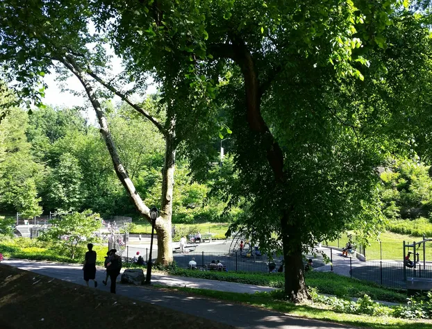 The Central Park North hotel detail image 4