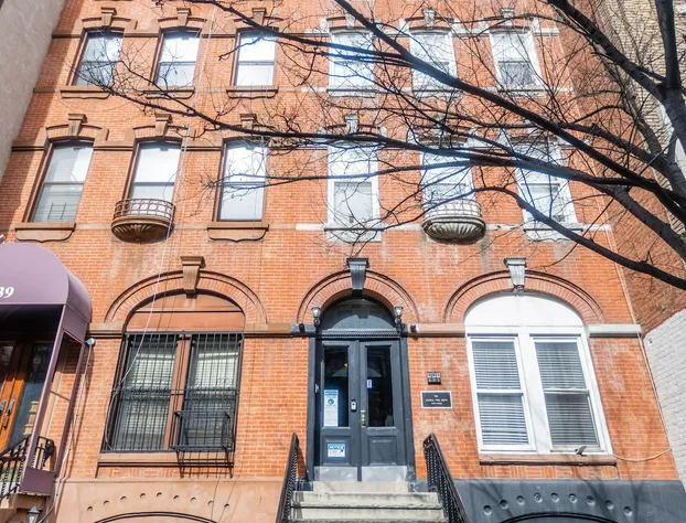 The Central Park North hotel detail image 1