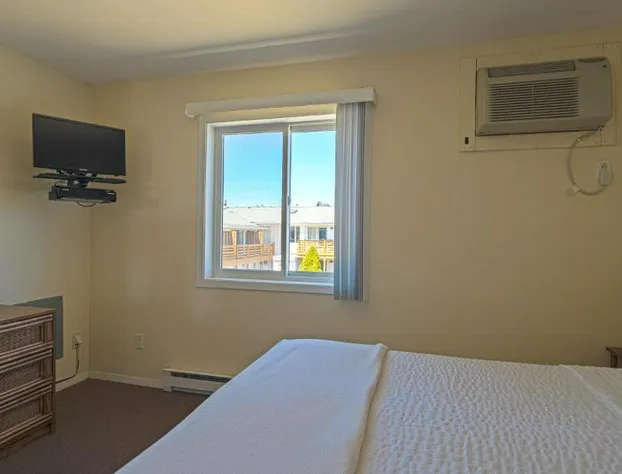 Montauk Oceanside Suites hotel detail image 1