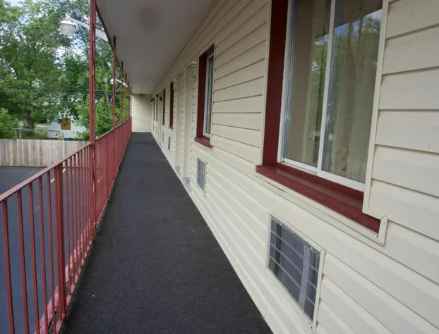 Passport Inn - By The Falls NY hotel detail image 2