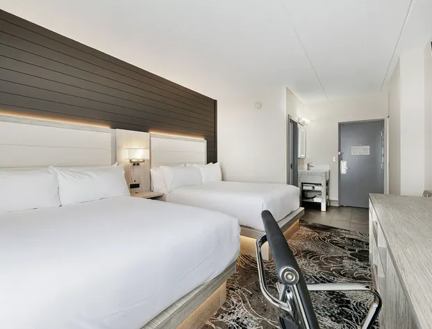 Oakfield Hotel & Suites, an Ascend Collection Hotel hotel detail image 4