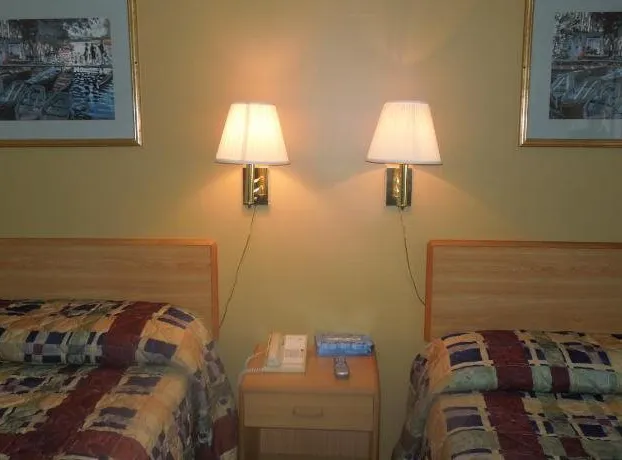 Seneca Clipper Inn hotel detail image 4