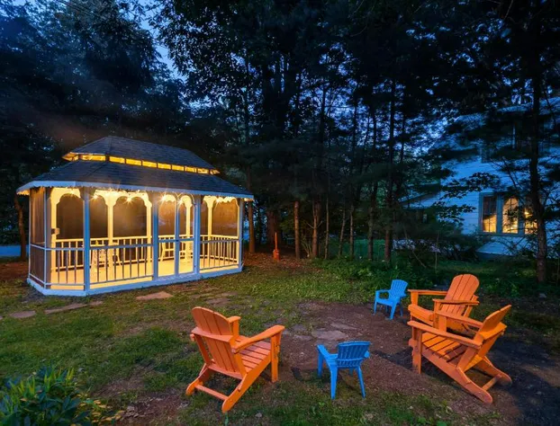 Twin Gables of Woodstock hotel detail image 1