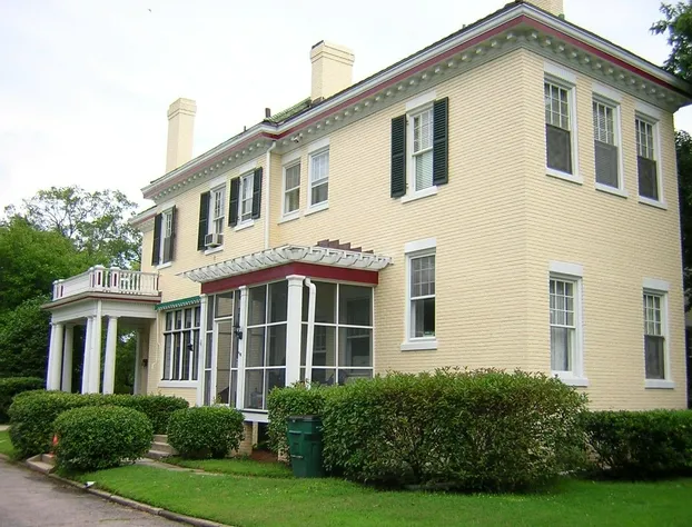 Morehead Manor B&B hotel detail image 1