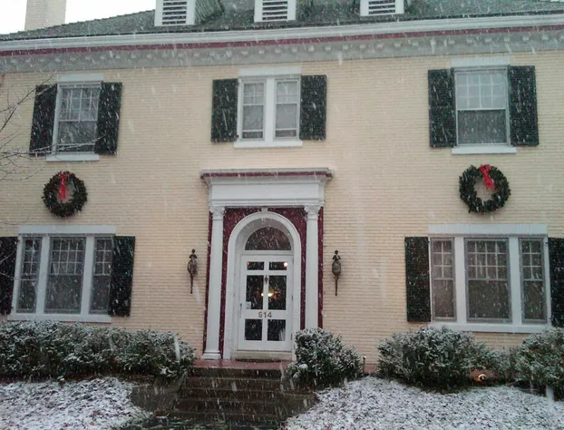 Morehead Manor B&B hotel detail image 2