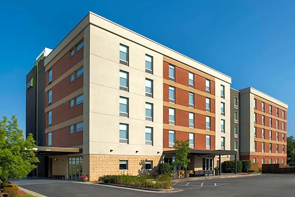 Home2 Suites by Hilton Greensboro Airport, NC hotel hero