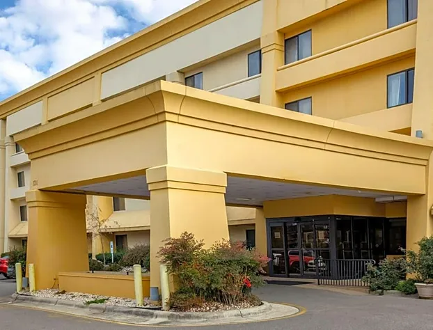 Quality Inn & Suites Raleigh Durham Airport hotel detail image 1