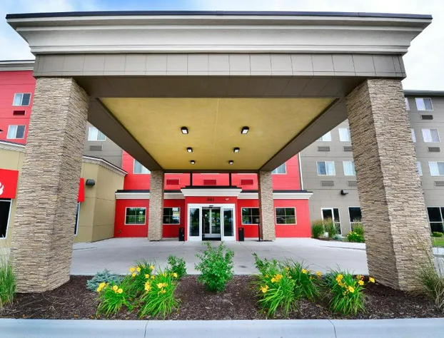 Baymont by Wyndham Grand Forks hotel detail image 2