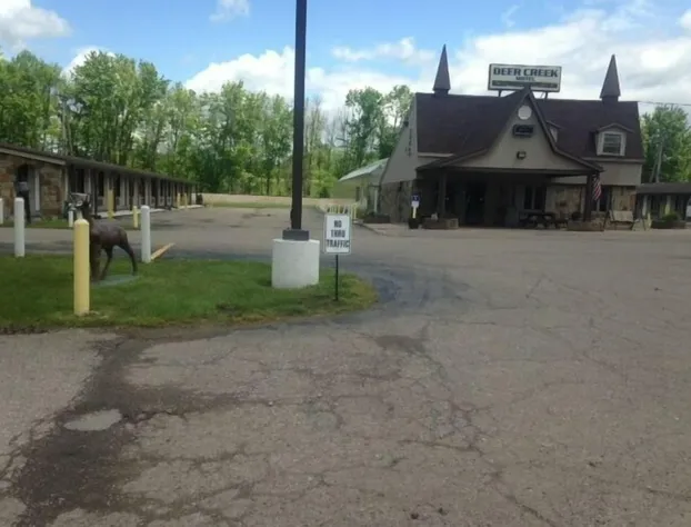 Deer Creek Motel hotel detail image 4