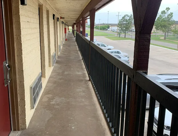 Executive Inn hotel detail image 1