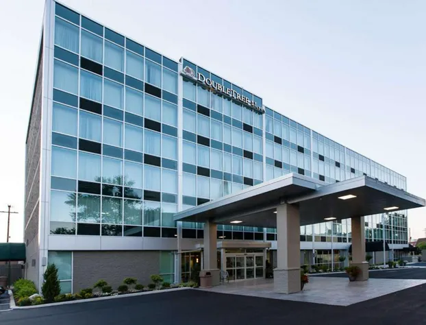 DoubleTree by Hilton Hotel Newark Ohio hotel detail image 1