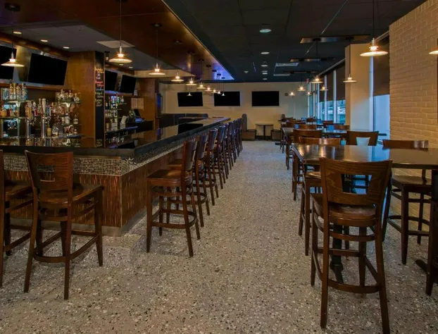 DoubleTree by Hilton Hotel Newark Ohio hotel detail image 4