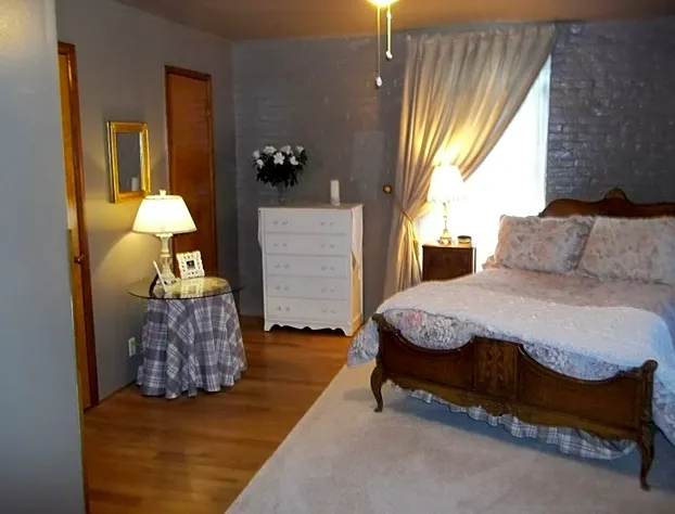 The Rivers Edge Executive Suites hotel detail image 2