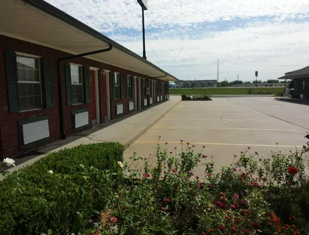 Green Country Inn hotel detail image 4