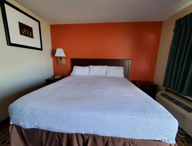 Relax Inn Henryetta hotel detail image 3