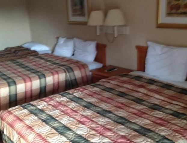 Deluxe Inn hotel detail image 4