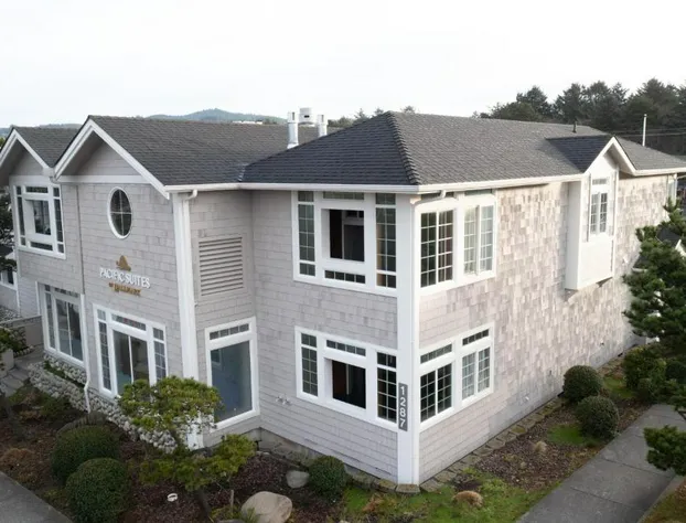 Hallmark Resort - Cannon Beach hotel detail image 4