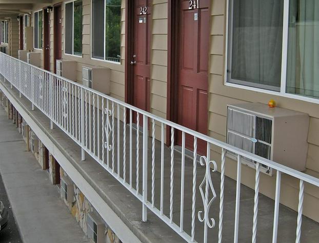 Royal Motor Inn hotel detail image 3