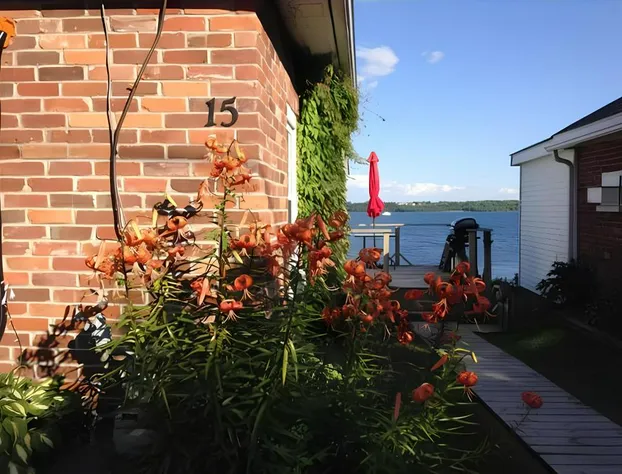 Dewar's Inn on the River hotel detail image 4