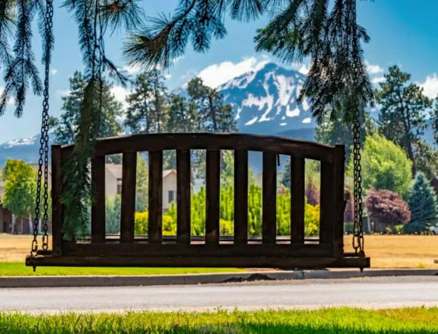 The Stranger Lodge hotel detail image 3