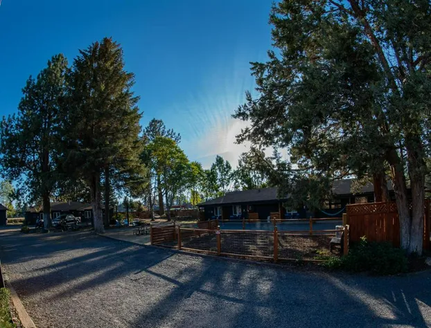 The Stranger Lodge hotel detail image 4