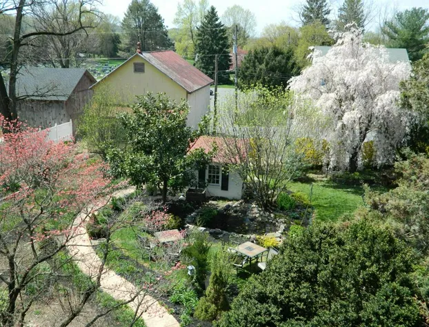 E J Bowman House Bed & Breakfast hotel detail image 4