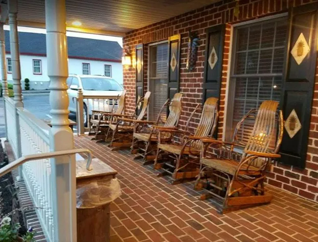 Country Living Inn hotel detail image 1