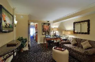 Eden Resort and Suites, BW Premier Collection hotel detail image 2