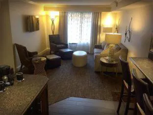 Eden Resort and Suites, BW Premier Collection hotel detail image 3