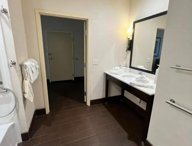 Hampton Inn & Suites Stroudsburg Pocono Mountains hotel detail image 3