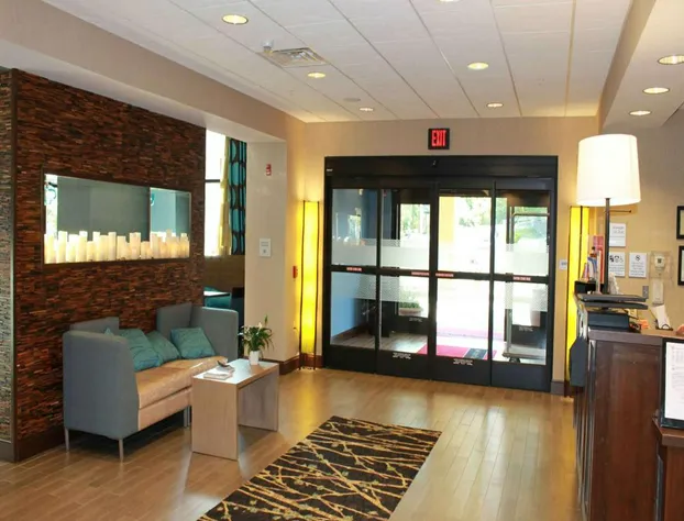 Hampton Inn & Suites Stroudsburg Pocono Mountains hotel detail image 4