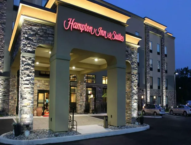 Hampton Inn & Suites Stroudsburg Pocono Mountains hotel detail image 1