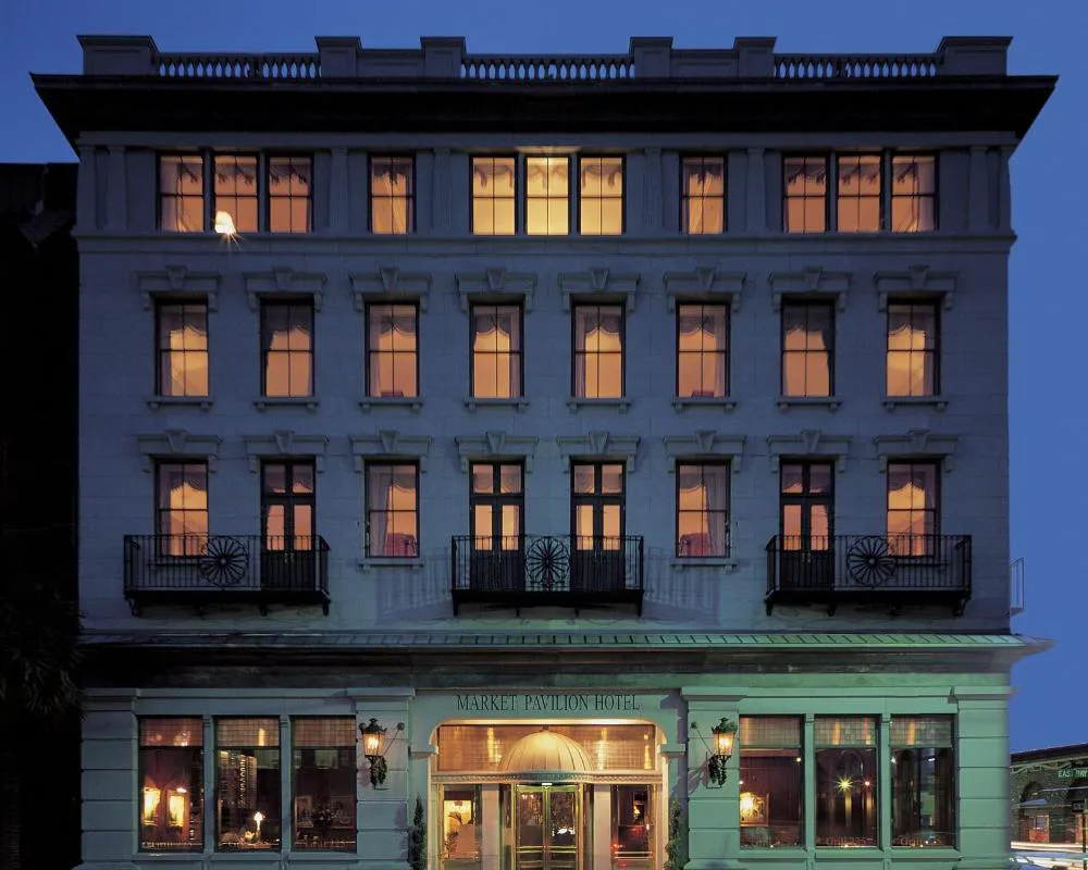 Market Pavilion Hotel hotel hero