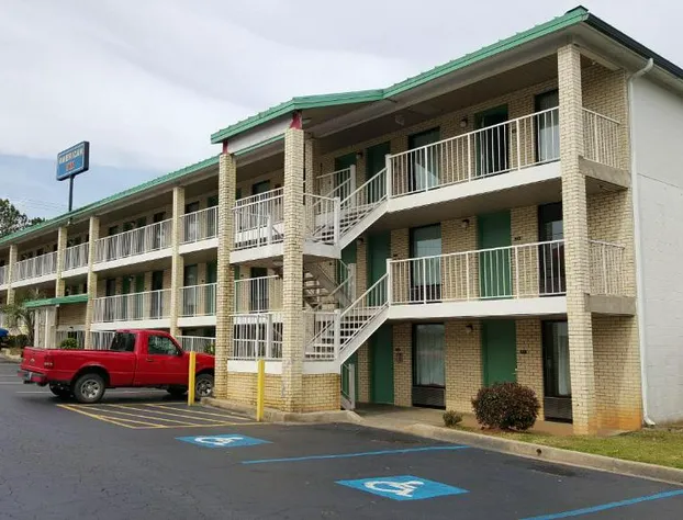 American Inn hotel detail image 3