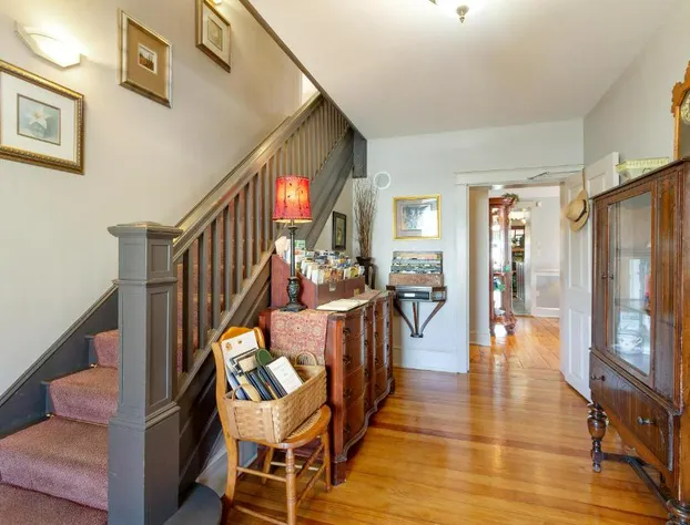 After Eight Bed and Breakfast hotel detail image 4